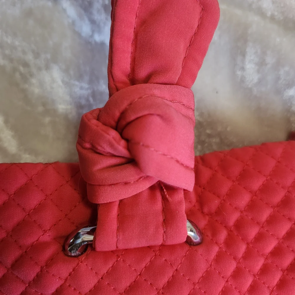 Quilted Red Tote Bag - Picture 12 of 12